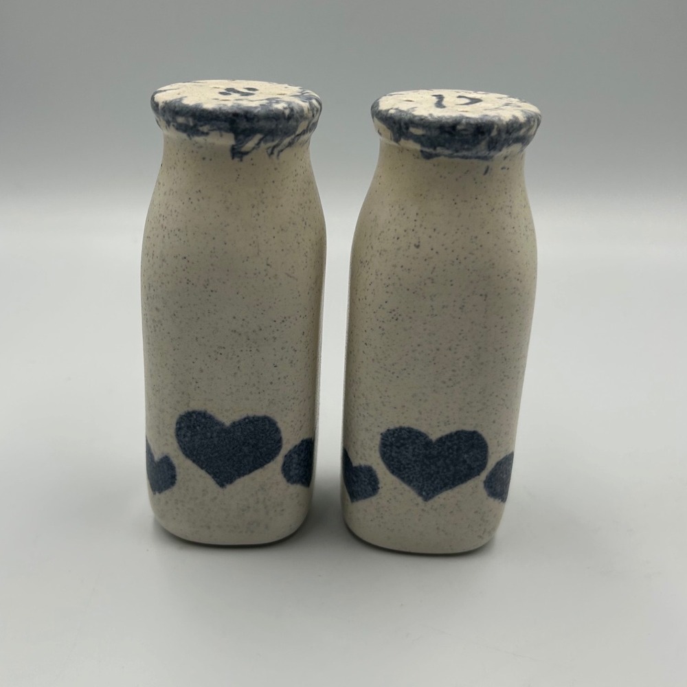 MN Wild Blue Heart Milk Bottle Salt and Pepper Shakers with Crate Cottge Core